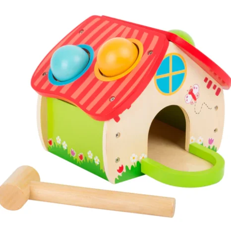 Eco - Friendly Wooden Building Blocks with a Castle - Building ThemeHammering House is Eco - Friendly Wooden Building Blocks with a Castle - Building ThemeHammering House is
