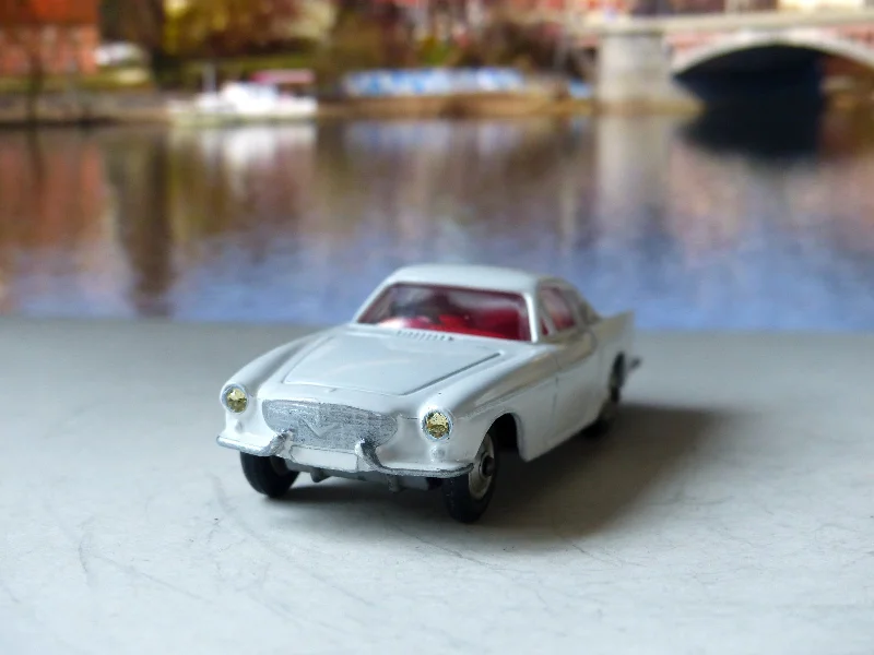 RC Monster Truck with Large - Scale Tires and a High - Torque Motor for Extreme Maneuvers228 Volvo P1800 (repainted) RC Monster Truck with Large - Scale Tires and a High - Torque Motor for Extreme Maneuvers228 Volvo P1800 (repainted)