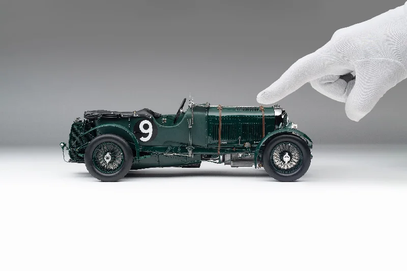 Solid Wood Victorian Mansion Models Toys for Dollhouse Collectors"1929 Bentley Blower" - 1930 Le Mans - Birkin & Chassagne Solid Wood Victorian Mansion Models Toys for Dollhouse Collectors"1929 Bentley Blower" - 1930 Le Mans - Birkin & Chassagne