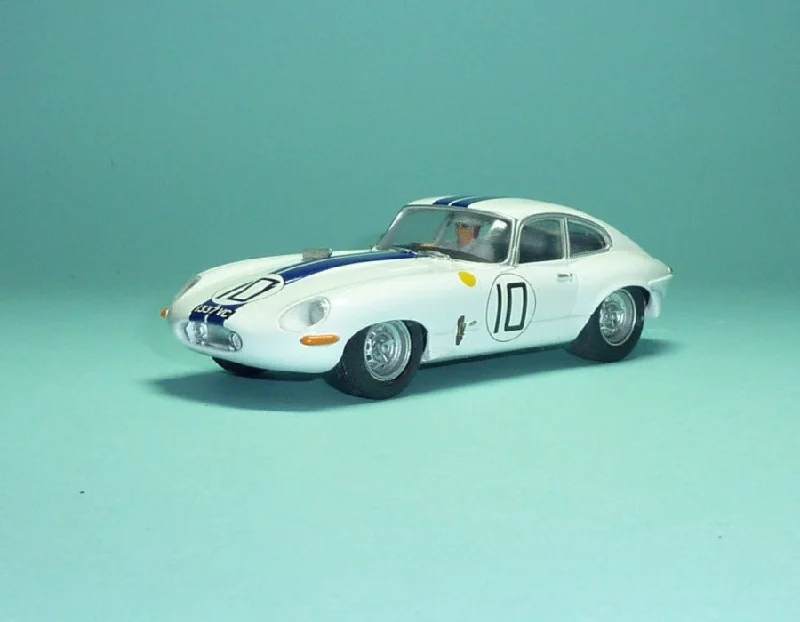 Solid Wood Dinosaur Models Toys with Moveable Parts for Young PaleontologistsCunningham Jaguar E-Type (GT-133) Solid Wood Dinosaur Models Toys with Moveable Parts for Young PaleontologistsCunningham Jaguar E-Type (GT-133)