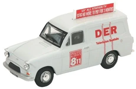 Slot Car Racing Set featuring Formula 1 Cars and a Multilane TrackOxford Diecast Anglia DER - 1:43 Scale Slot Car Racing Set featuring Formula 1 Cars and a Multilane TrackOxford Diecast Anglia DER - 1:43 Scale