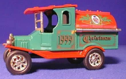 Model Kit of a 1957 Ford Thunderbird for Hobbyists to Assemble and Customize1999 Oxford Diecast Christmas Ford T Truck Model Kit of a 1957 Ford Thunderbird for Hobbyists to Assemble and Customize1999 Oxford Diecast Christmas Ford T Truck