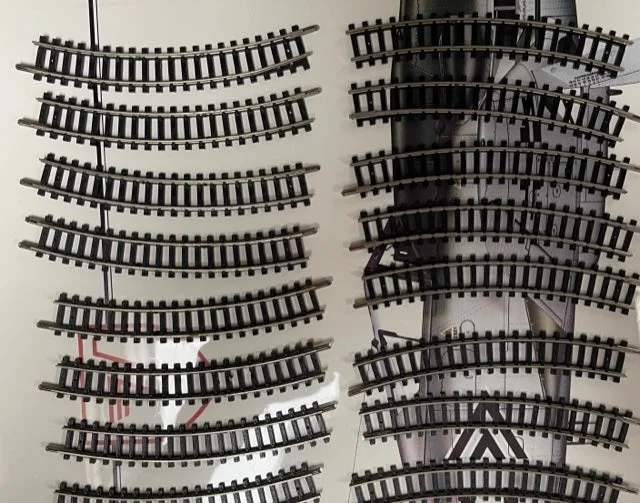 Marklin Trix N Scale 1st RADIUS CURVED TRACK 16pcs - generic pk #4912