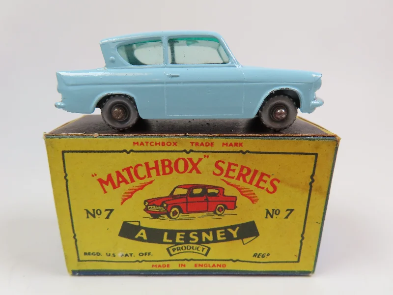 Matchbox No.7 Ford Anglia, 99% MIB!