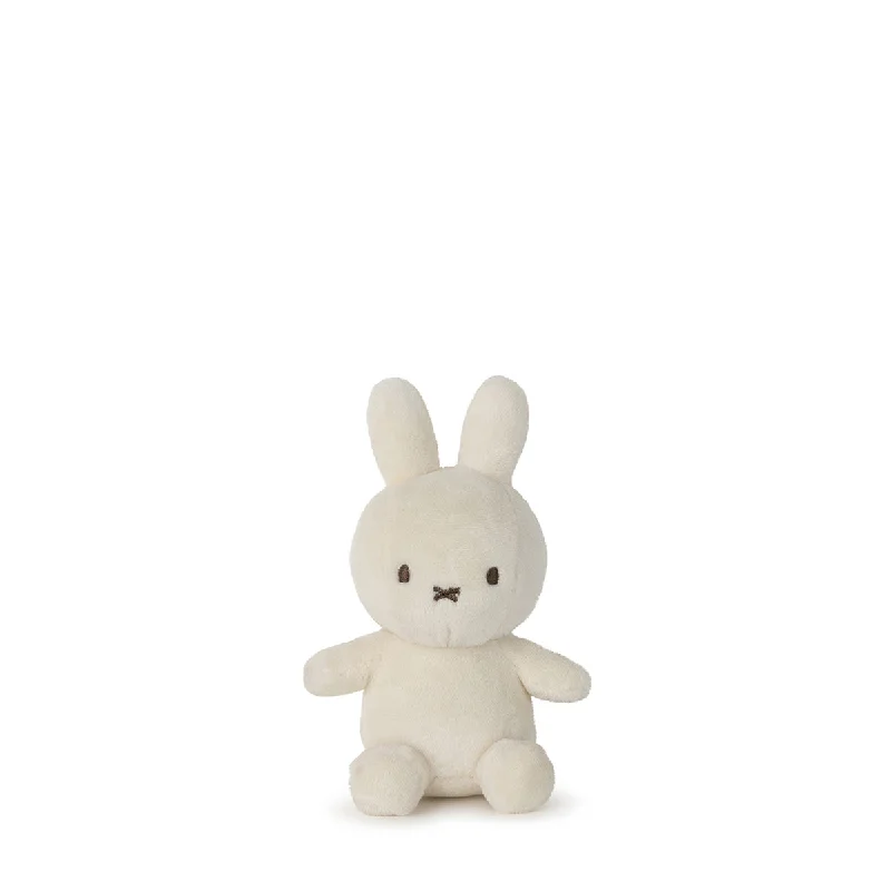 Heat - Retaining Plush Cats for Cold Winter NightsMiffy Lucky Miffy Cream in Giftbox - 10 cm - 4" Heat - Retaining Plush Cats for Cold Winter NightsMiffy Lucky Miffy Cream in Giftbox - 10 cm - 4"