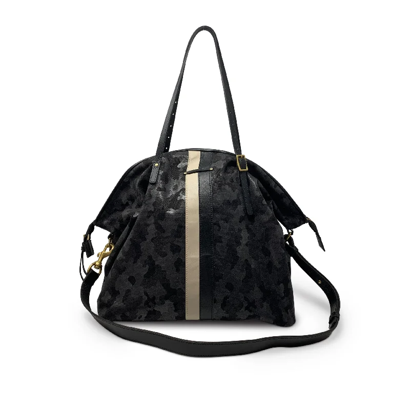 Vintage-style travel trunk for a classic and elegant lookBlack Canvas Camo Crossbody