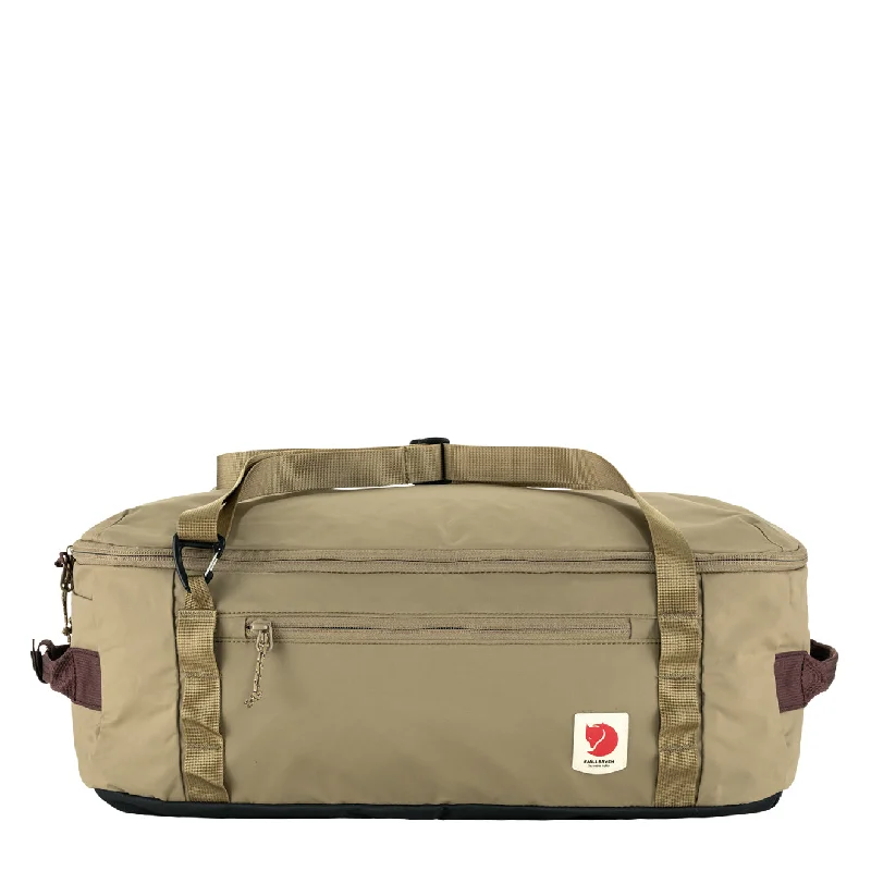 Stylish Leather - Trimmed Canvas Duffel Bag in Beige for the Fashion - Conscious TravelerFjallraven High Coast Duffel 22L Clay